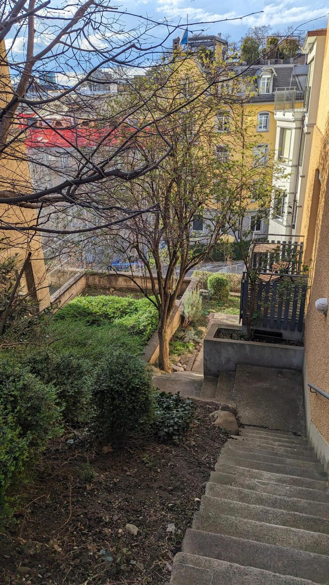 Apartamento Urban Retreat - Cozy Studio With Private Patio Zúrich Exterior foto